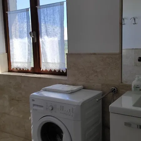 Apartamento A *